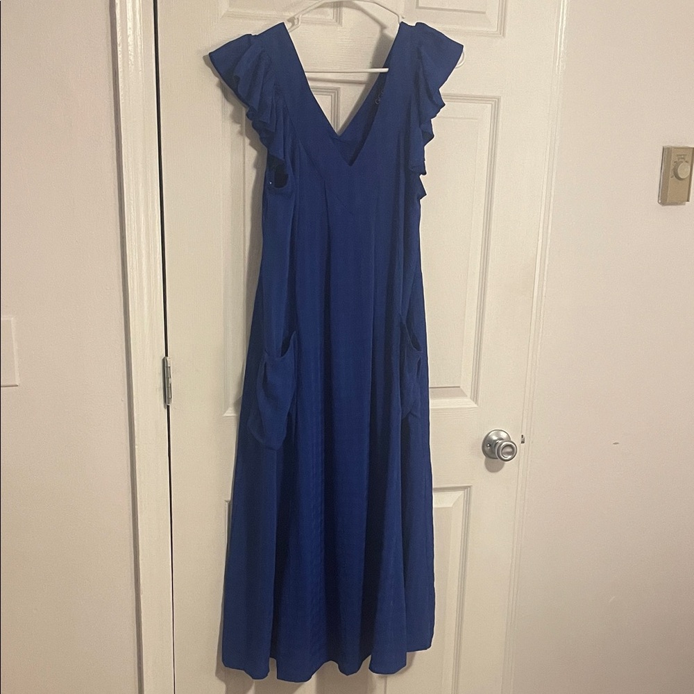 Chic Blue Midi Dress with Ruffle Sleeves